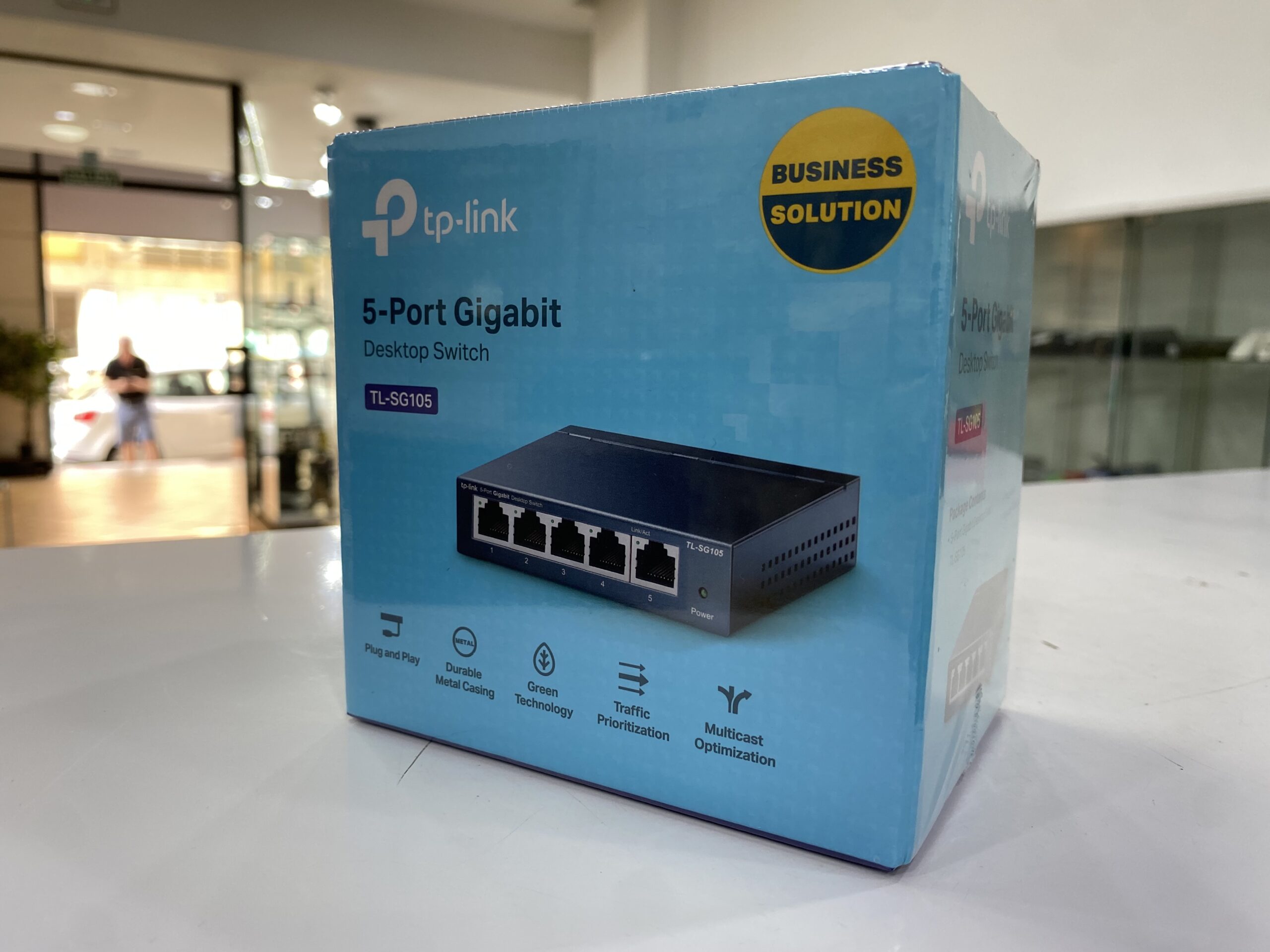 Switch TP-Link 5 puertos 10/100/1000 10GB/sec (140*88*23mm)